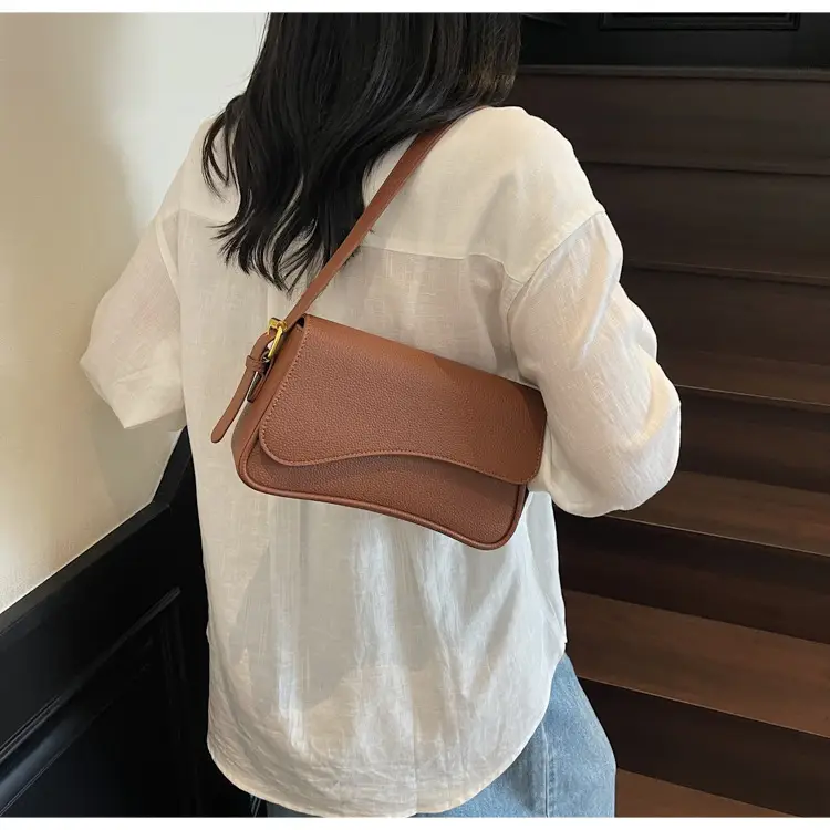 Women's White Square Crossbody Bag 2025 Summer — feature 22