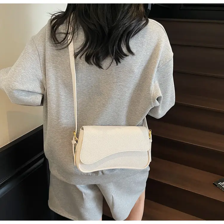 Women's White Square Crossbody Bag 2025 Summer — feature 26