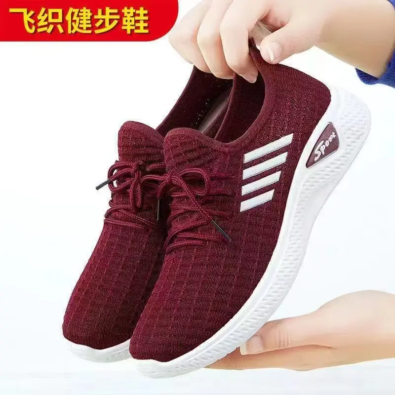 2025 New Summer Low-Cut Women's Fly-Knit Mesh Casual Breathable Lightweight Sports Women's Shoes Foreign Trade Popular Women's Shoes - Image 4
