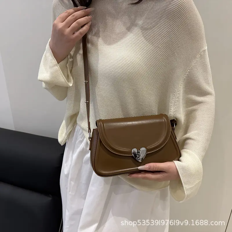 Black French Style Heart Lock Shoulder Bag for Women - Image 9