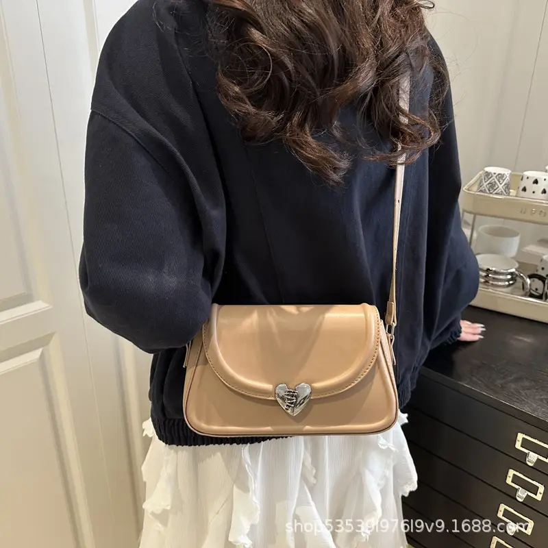 Black French Style Heart Lock Shoulder Bag for Women — feature 12