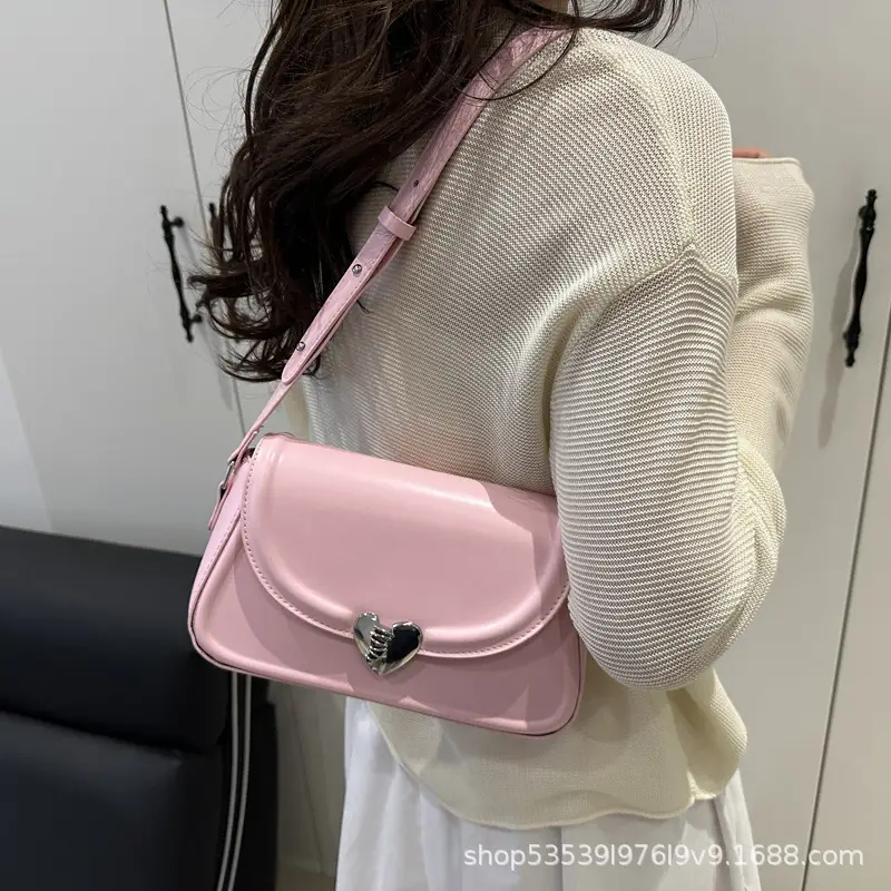 Black French Style Heart Lock Shoulder Bag for Women — feature 19