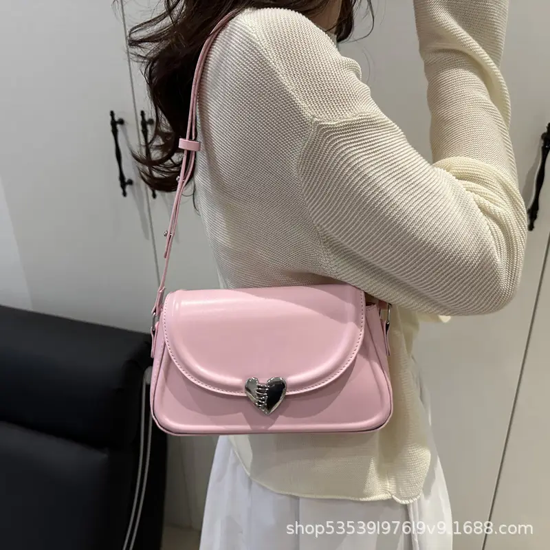 Black French Style Heart Lock Shoulder Bag for Women — feature 20