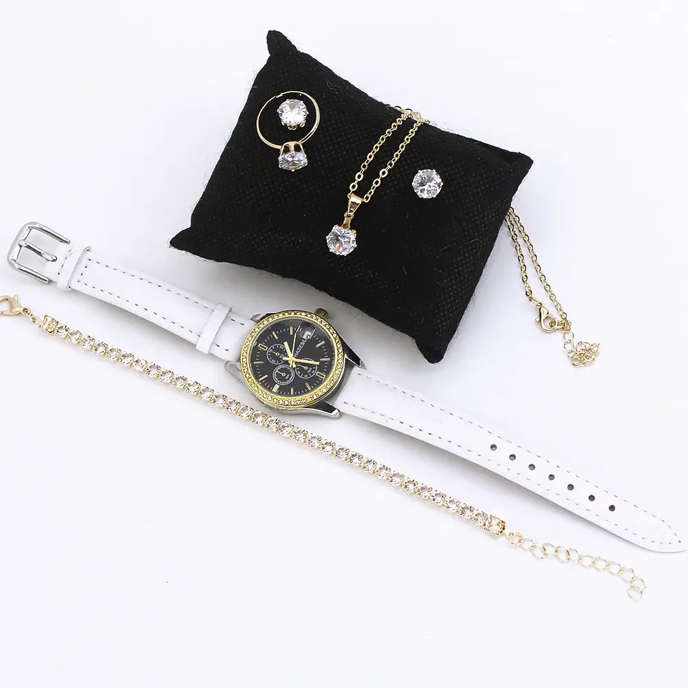 Women's Green Quartz Watch with Diamond Accessories Set - Image 11