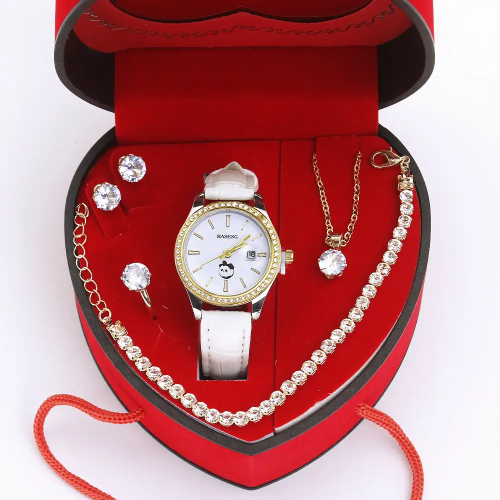 High-Looking Women's Quartz Watch Set in Red Gift Box - Image 3
