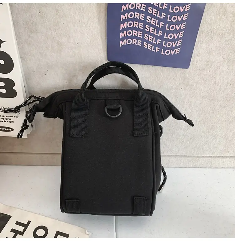 Fashionable Textured Shoulder Bag for Men Women Travel Mobile Baby Bag — feature 29