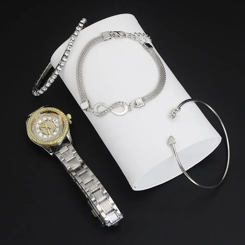 Women's Quartz Watch Set with Bracelet & Earrings — feature 10