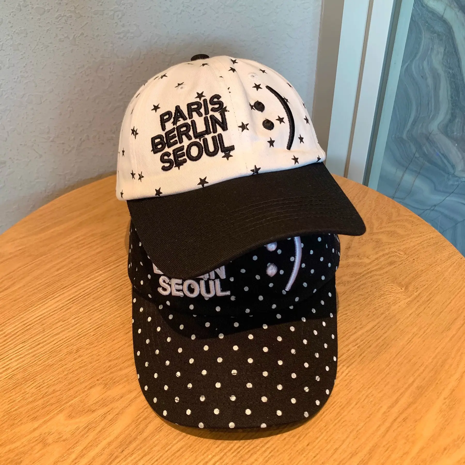 Paris Berlin Seoul Smiley Cap Women Casual Baseball Cap