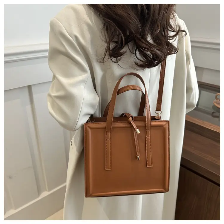 2025 Summer New Crossbody Bag Large Capacity Elegant Leather Handbag — feature 15