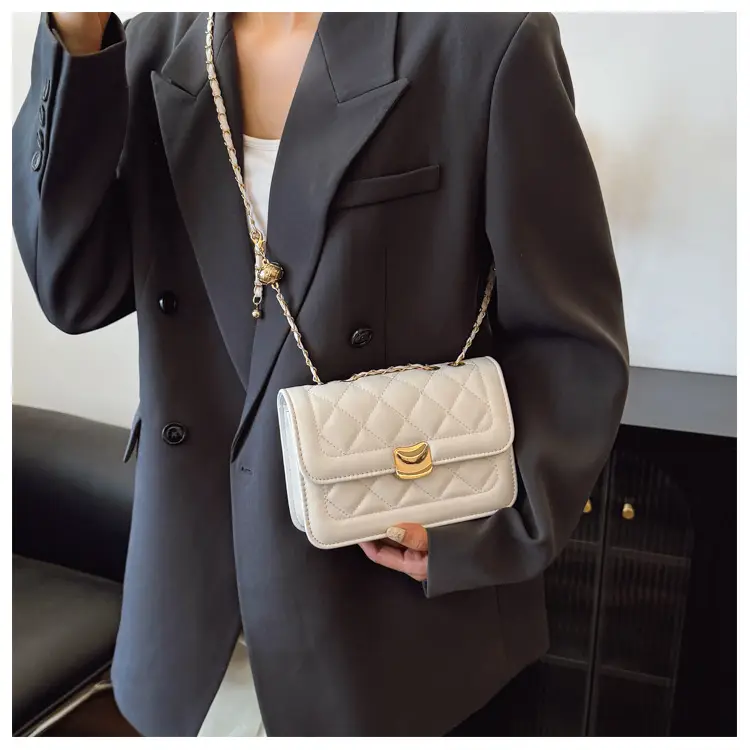 White Quilted Chain Crossbody Bag for Women — feature 18