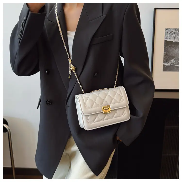 White Quilted Chain Crossbody Bag for Women — feature 19