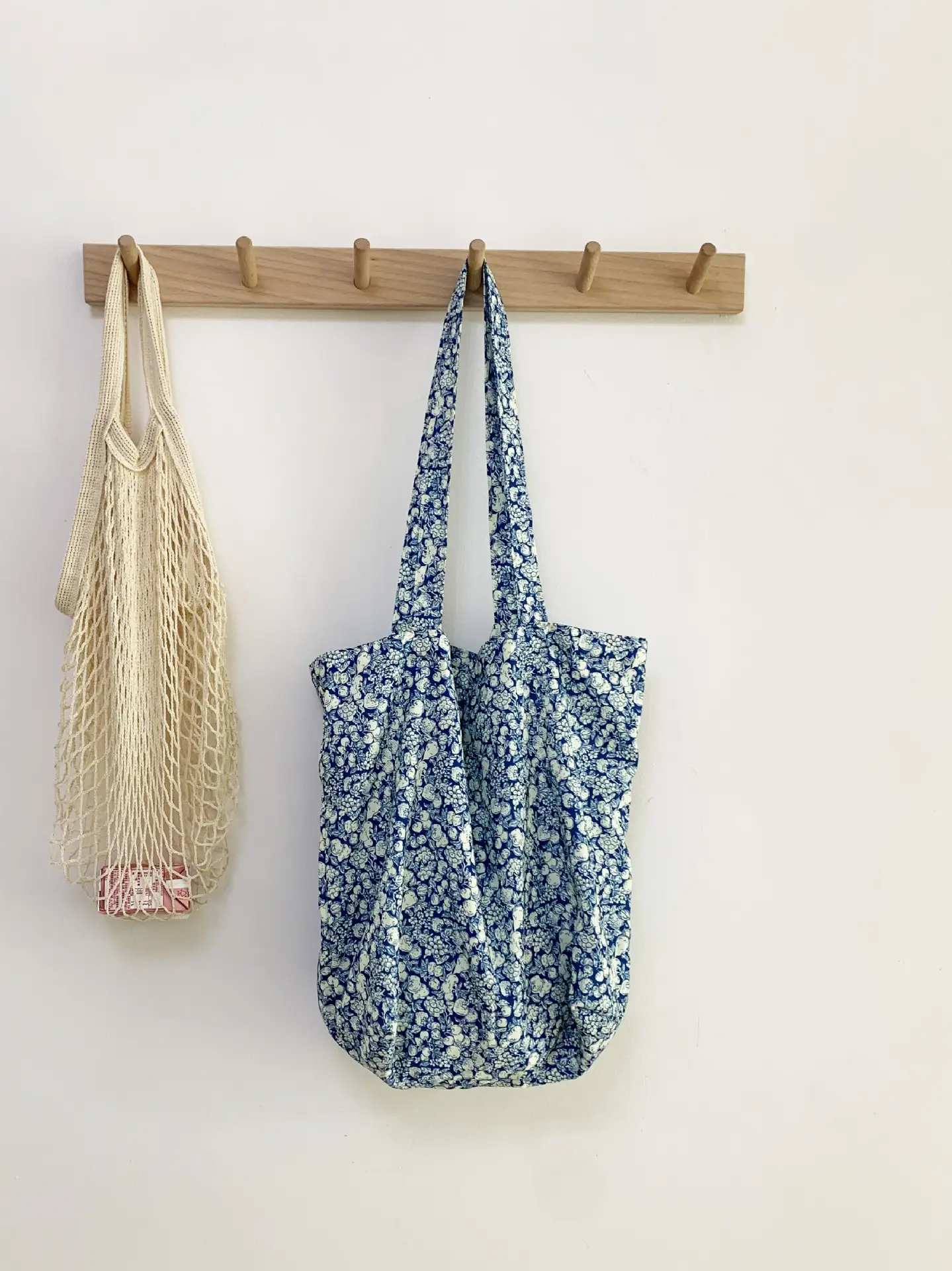 Retro Floral Canvas Bag for Women Travel Beach Shopping - Image 4
