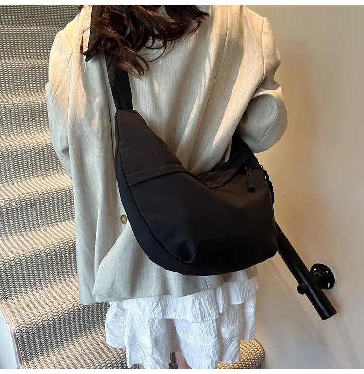 Japanese Harajuku Crossbody Bag Large Capacity Beige — feature 22