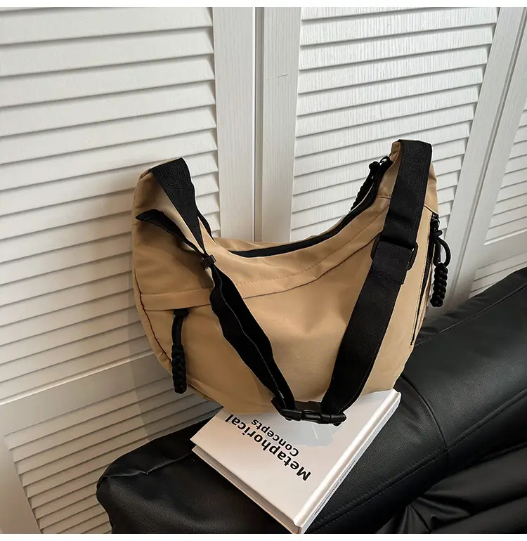 Japanese Harajuku Crossbody Bag Large Capacity Beige — feature 7
