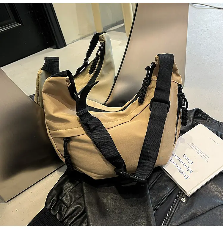 Japanese Harajuku Crossbody Bag Large Capacity Beige — feature 8