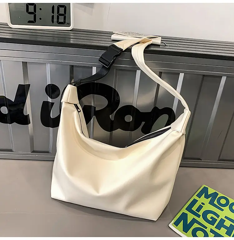 Women's Large Capacity Casual Tote Bag Brown Black — feature 31