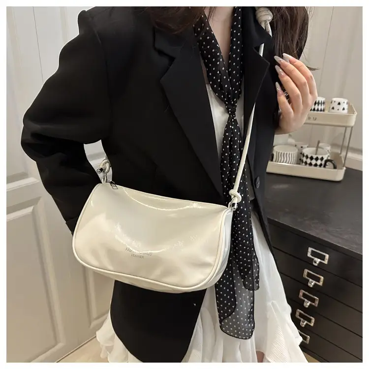 Women's White Crossbody Bag with Teddy Bear Decor — feature 14
