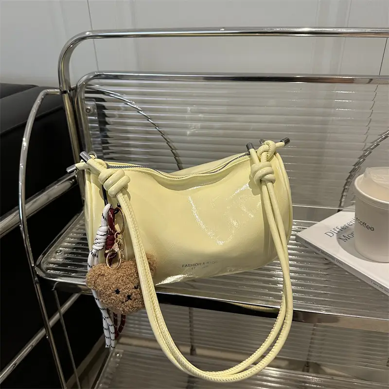 Women's White Crossbody Bag with Teddy Bear Decor - Image 3