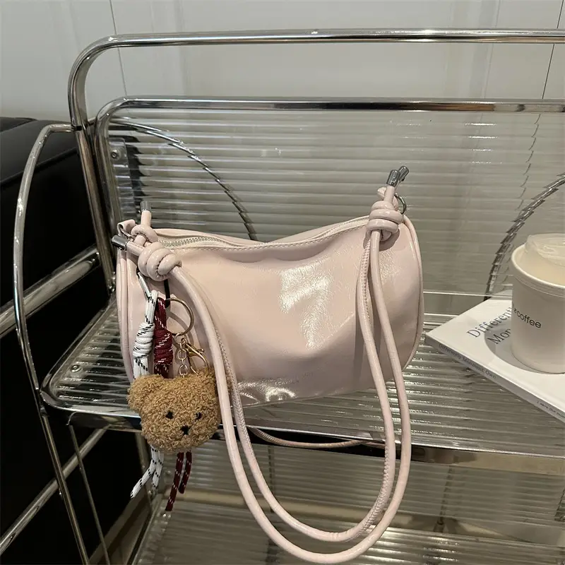 Women's White Crossbody Bag with Teddy Bear Decor - Image 4