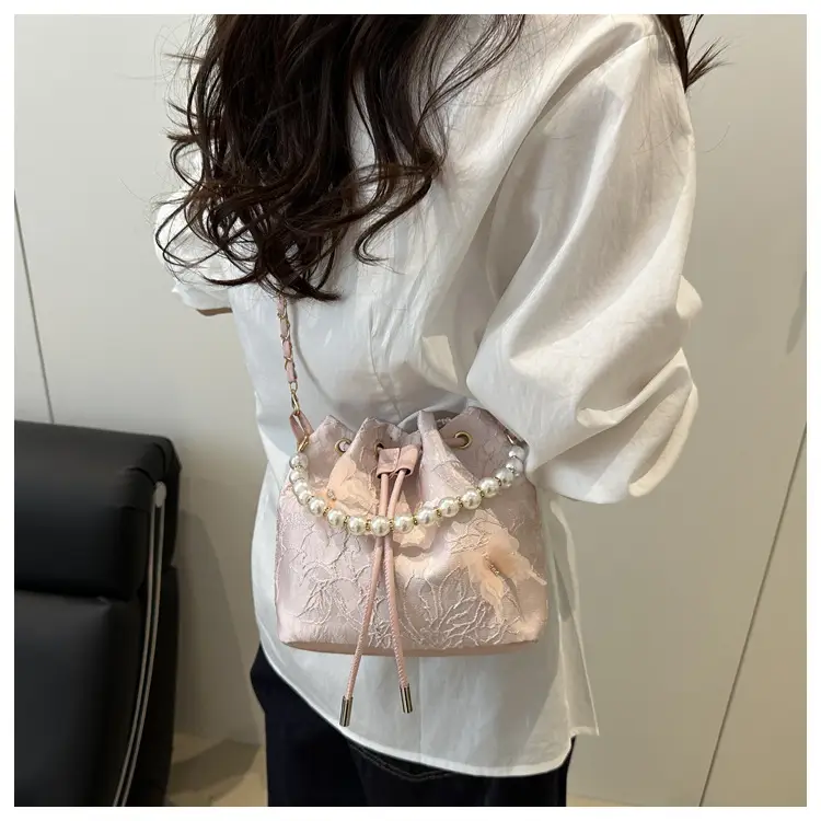 2025 Pearl Crossbody Bag Blue Pink Light — feature 10