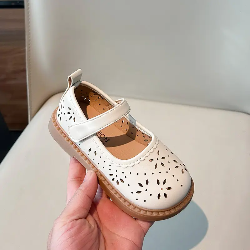 Girls' White Mori Style Hollow Leather Shoes for Toddler
