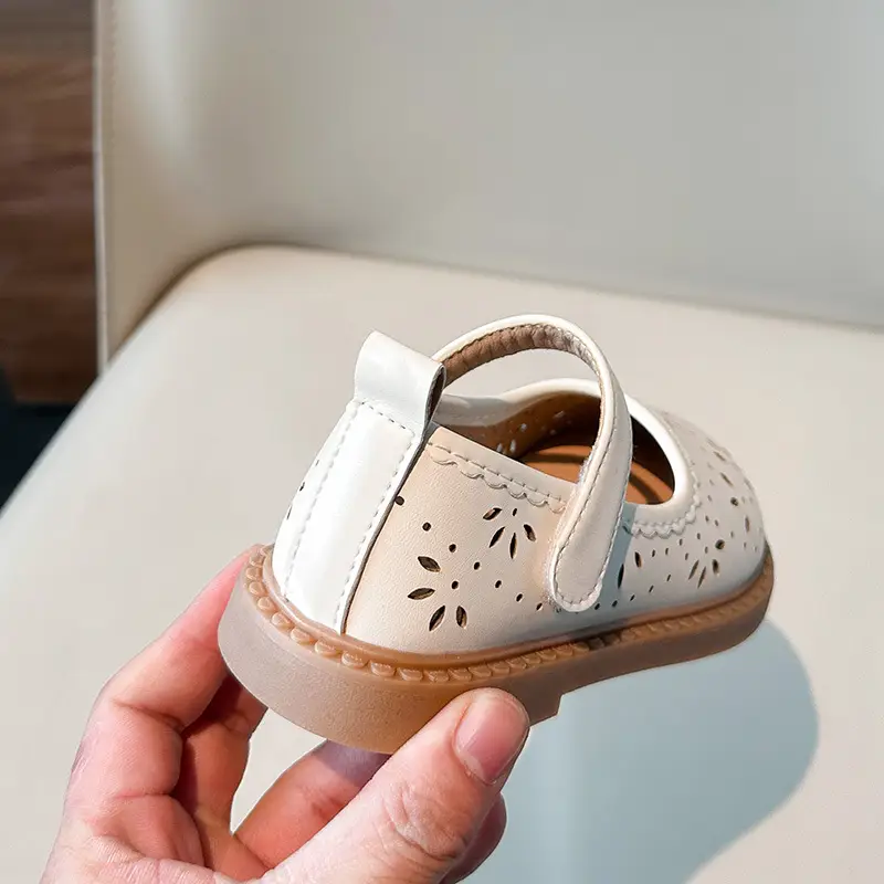Girls' White Mori Style Hollow Leather Shoes for Toddler