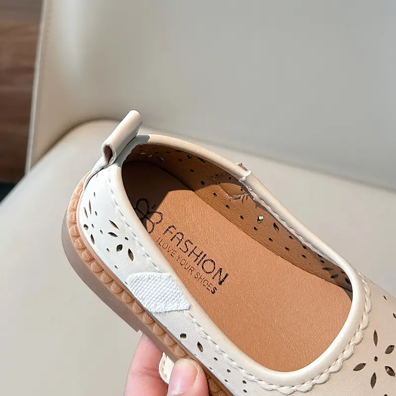 Girls' White Mori Style Hollow Leather Shoes for Toddler