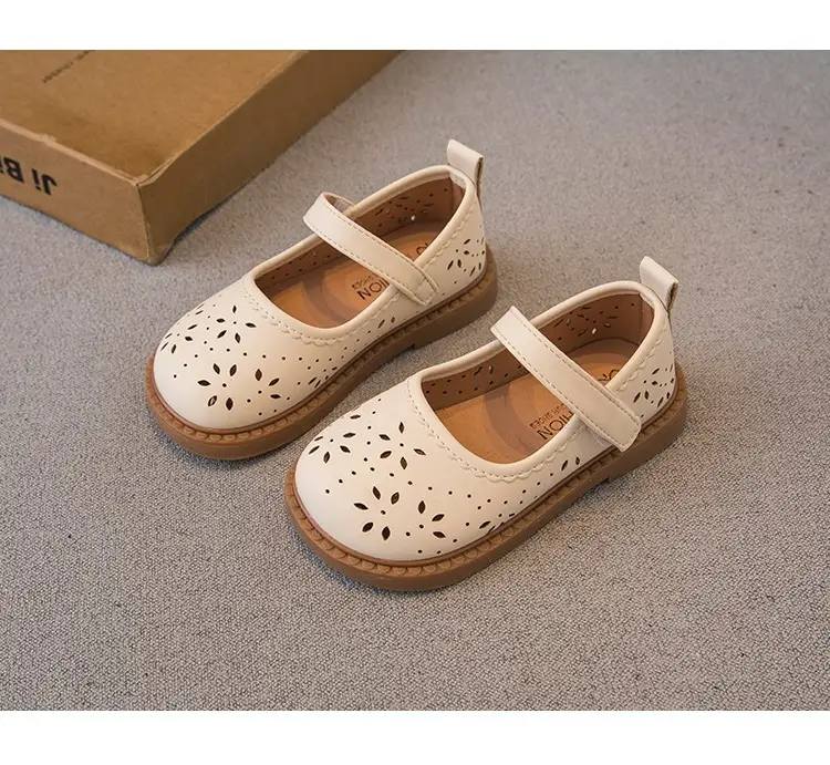 Girls' White Mori Style Hollow Leather Shoes for Toddler — feature 12