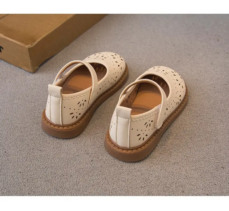 Girls' White Mori Style Hollow Leather Shoes for Toddler — feature 13