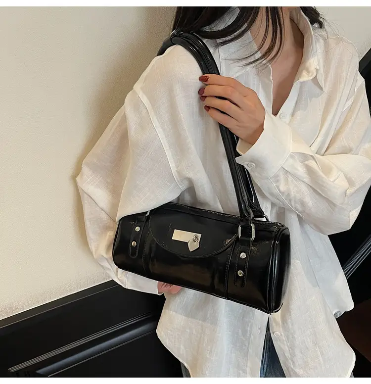 Women's White Cylindrical Shoulder Bag 2025 — feature 17