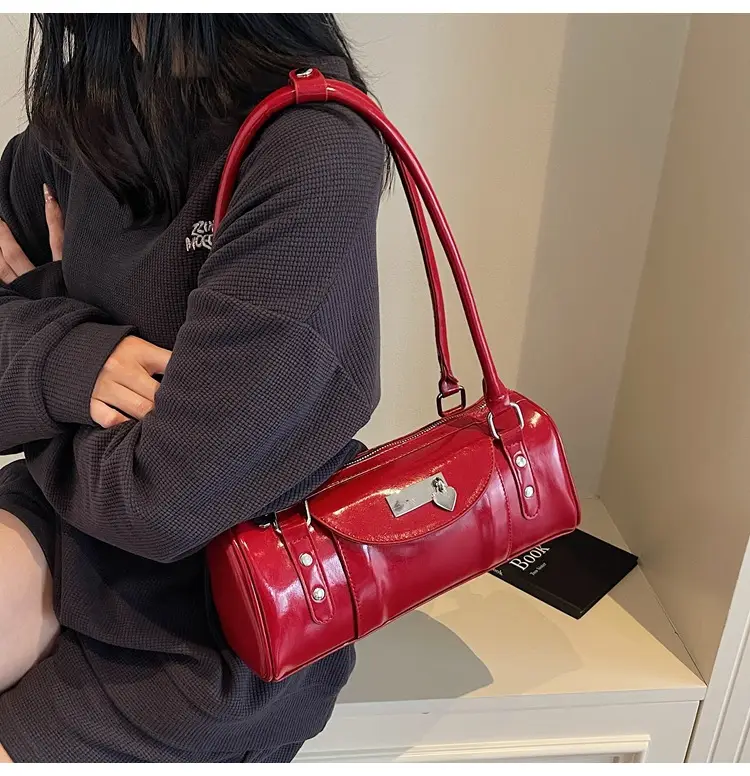 Women's White Cylindrical Shoulder Bag 2025 — feature 9