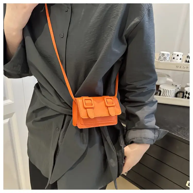 Trendy Pink Square Coin Purse Shoulder Crossbody 2025 — feature 9