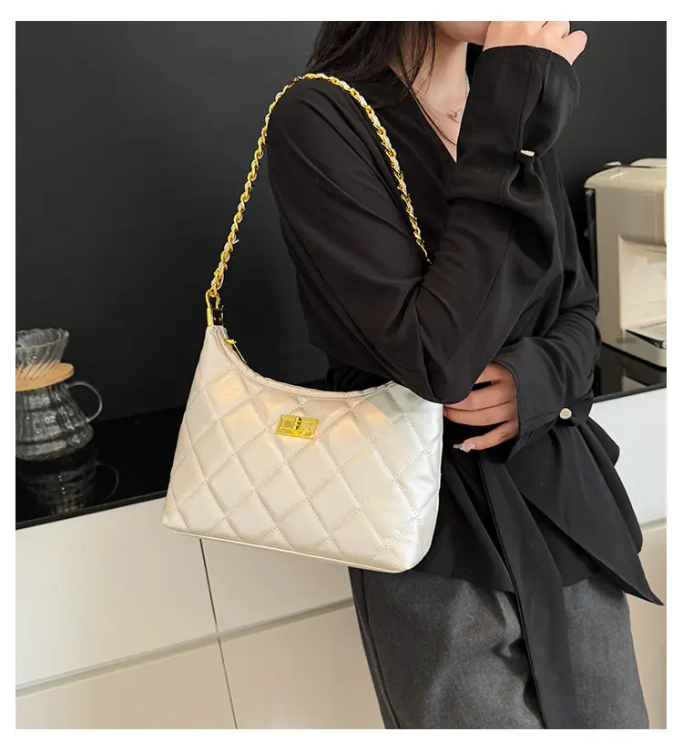 White Quilted Chain Shoulder Bag for Women — feature 1