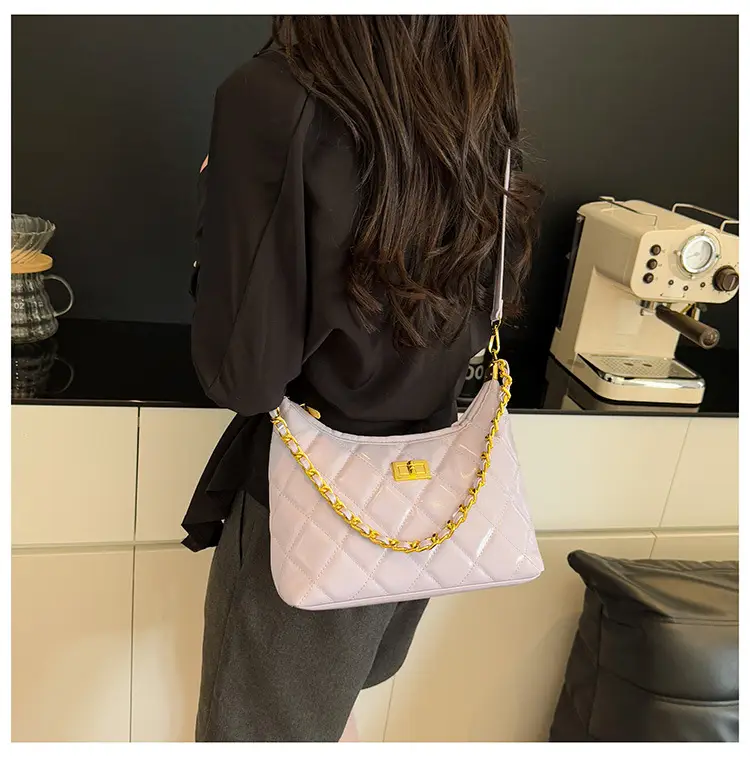 White Quilted Chain Shoulder Bag for Women — feature 17