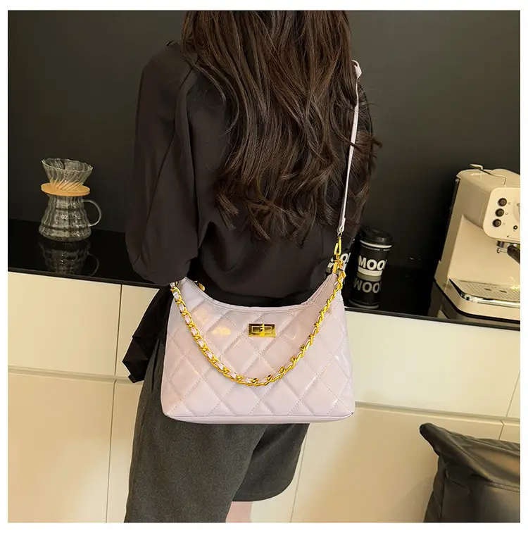 White Quilted Chain Shoulder Bag for Women — feature 18