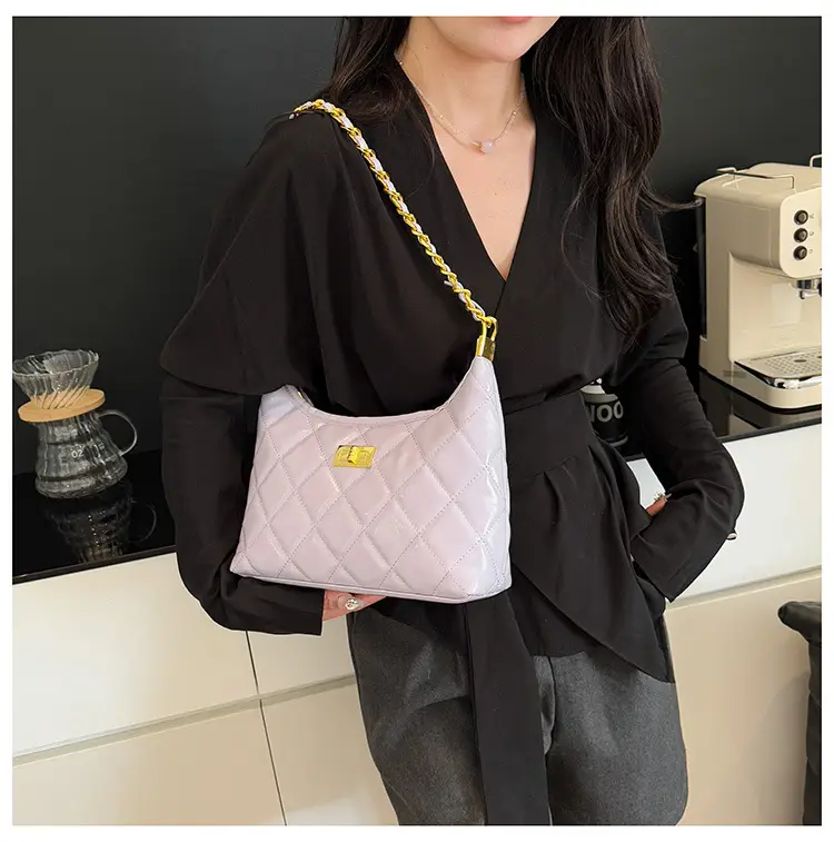 White Quilted Chain Shoulder Bag for Women — feature 20