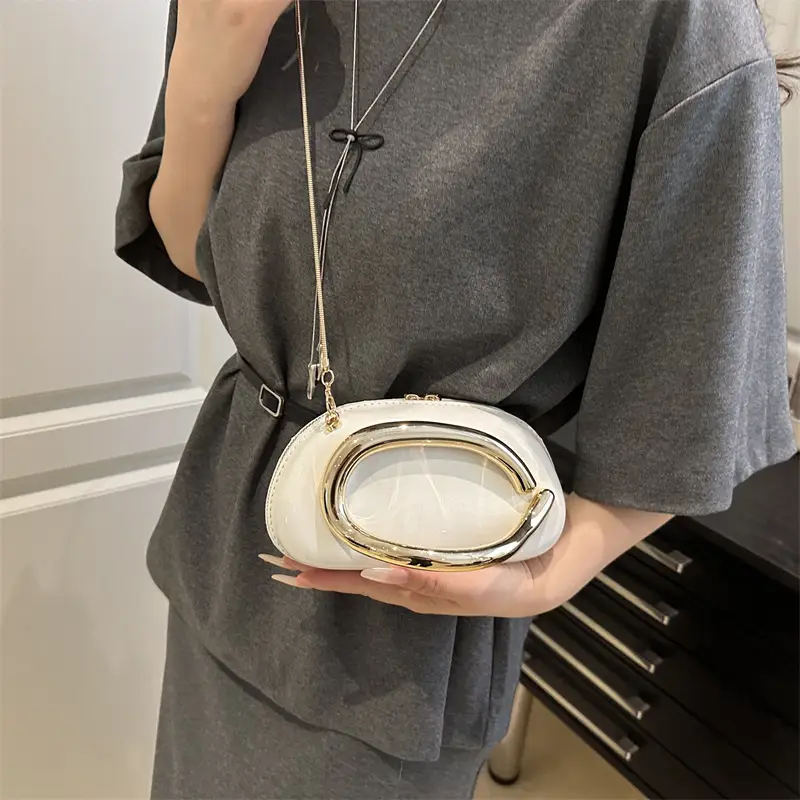 Red Korean Style Crossbody Bag with Gold Chain - Image 14