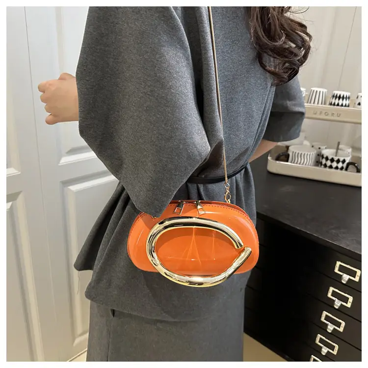 Red Korean Style Crossbody Bag with Gold Chain — feature 14