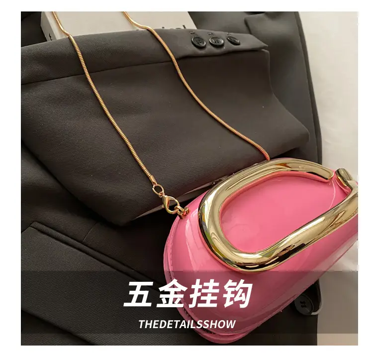 Red Korean Style Crossbody Bag with Gold Chain — feature 4