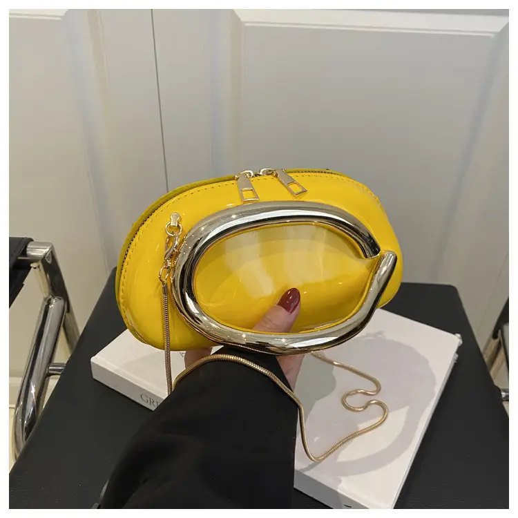Red Korean Style Crossbody Bag with Gold Chain - Image 7
