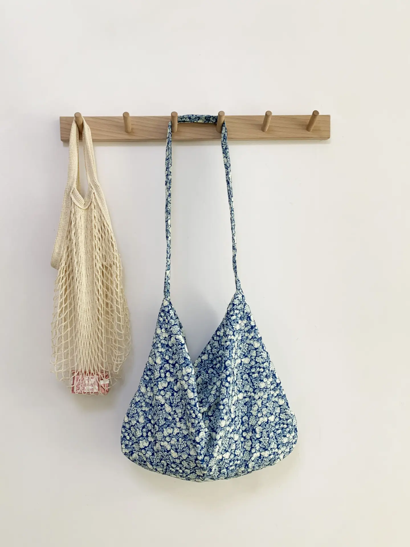 Same Floral Canvas Shoulder Bag Large Capacity Korean Niche - Image 4