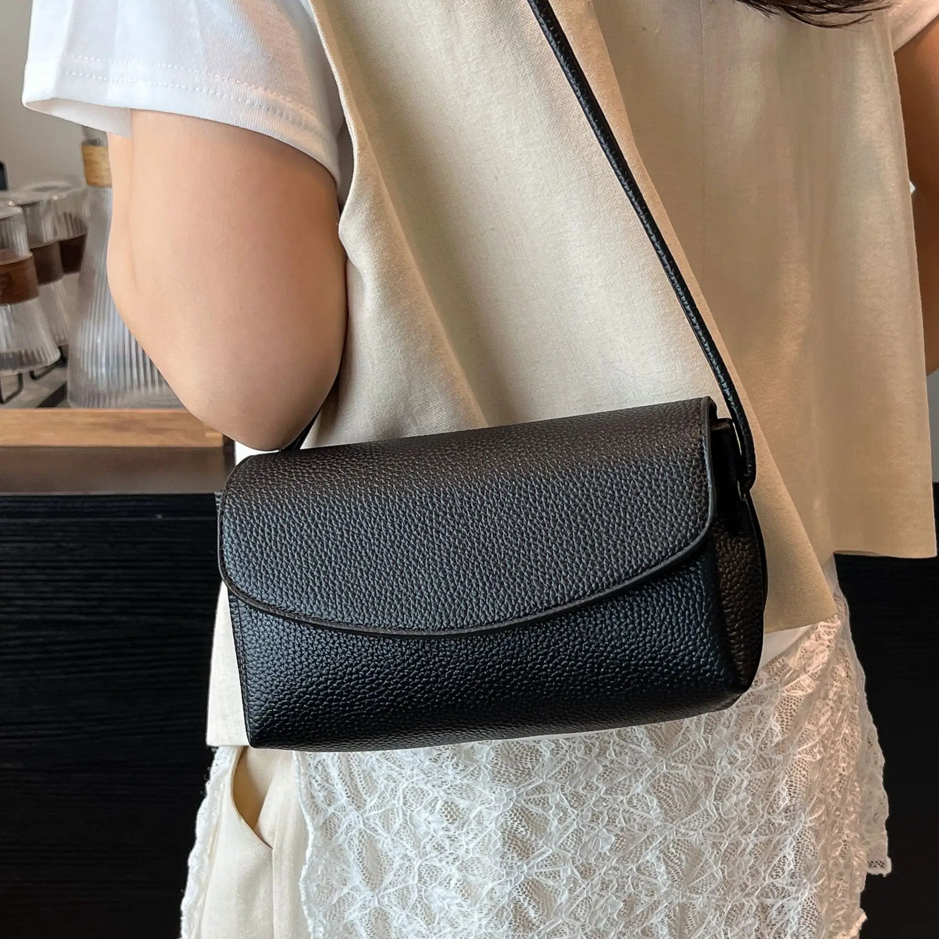 Black Crossbody Phone Bag for Women 2025 - Image 7