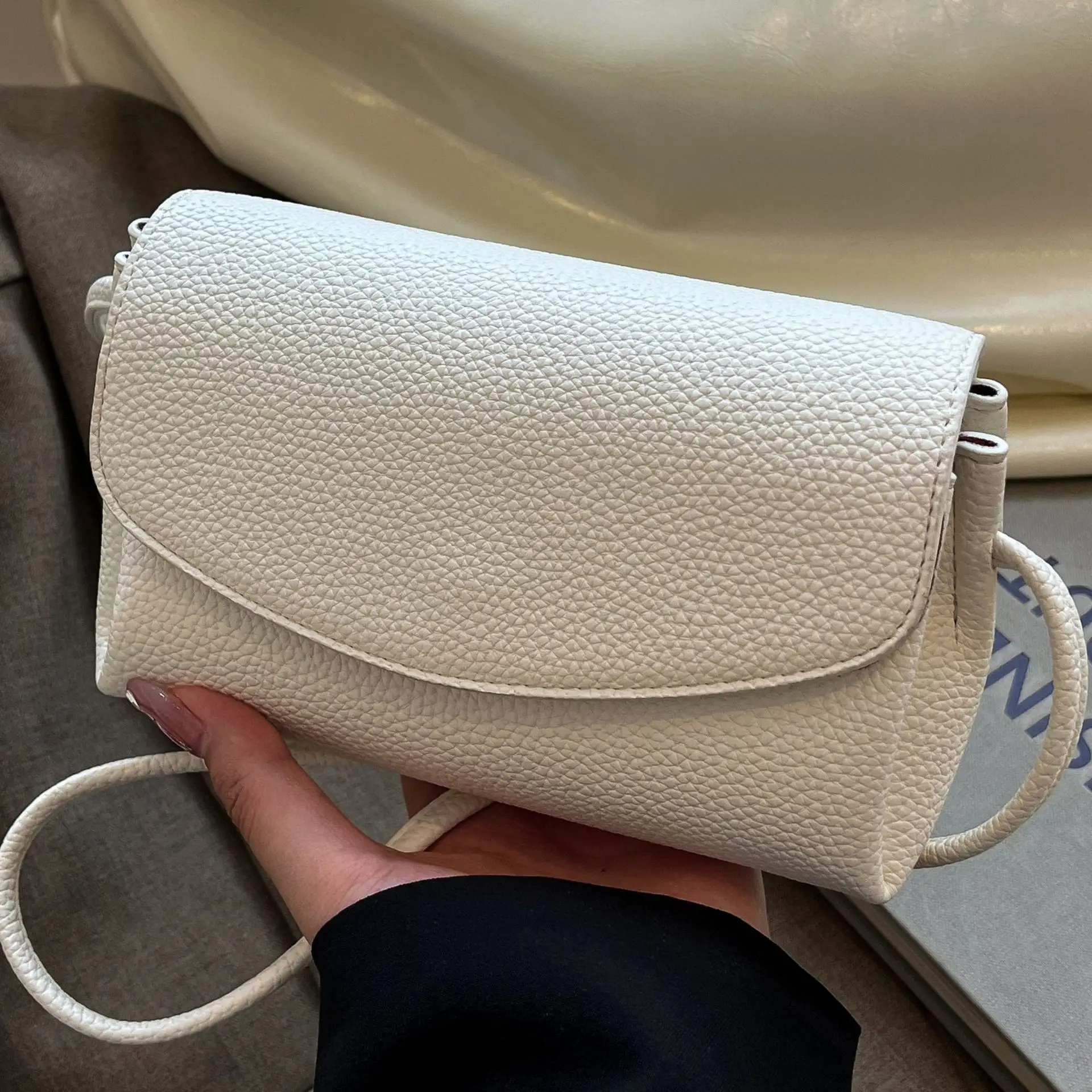 Black Crossbody Phone Bag for Women 2025 - Image 9