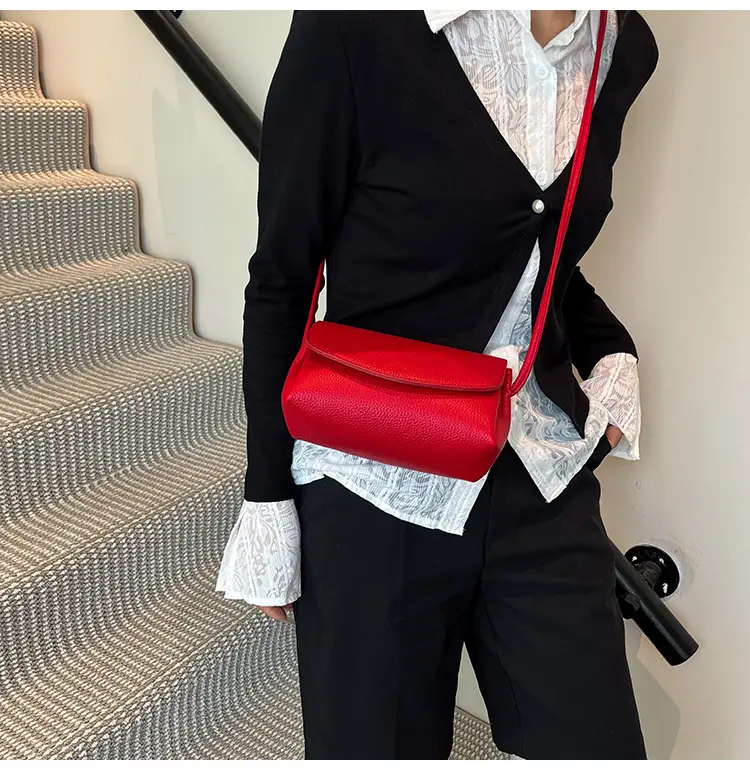 Black Crossbody Phone Bag for Women 2025 — feature 28