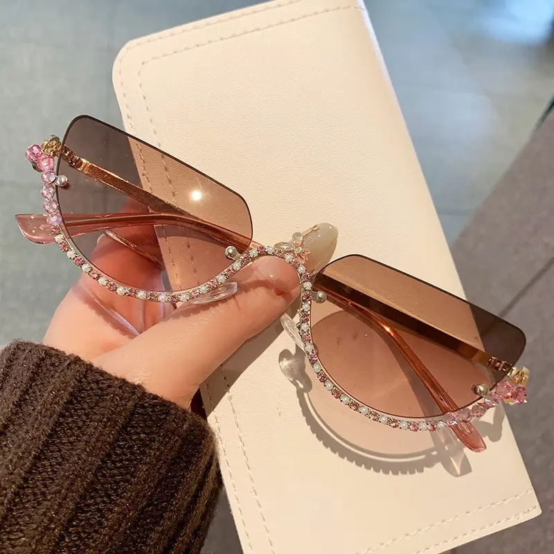 2025 Fashion Sunglasses Polygonal Cat-Eye Anti-UV Women - Image 2