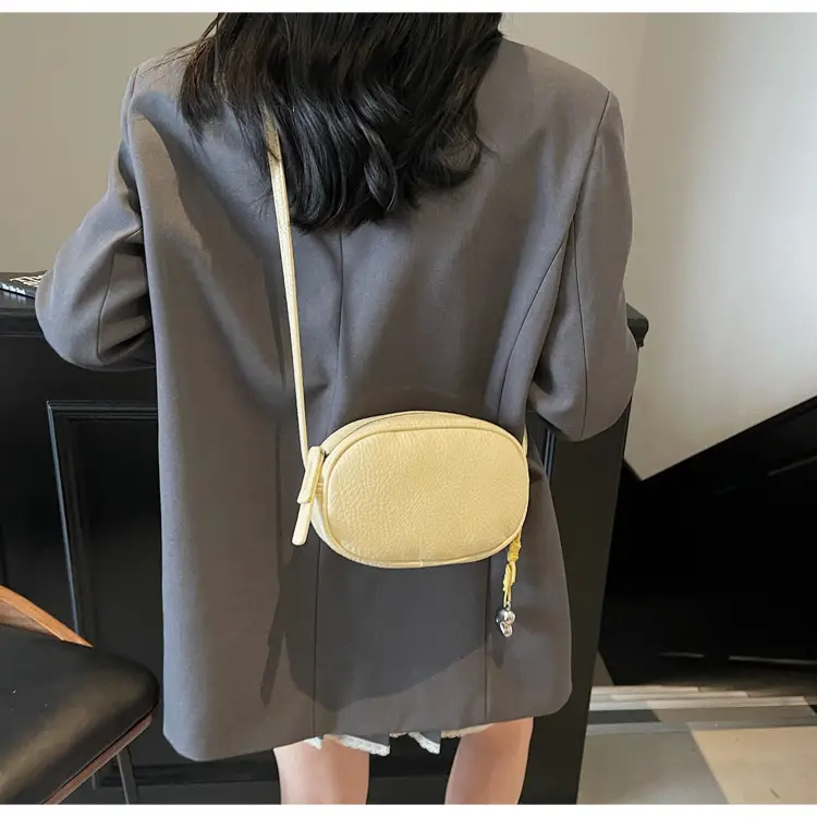Women's Tan Leather Shoulder Crossbody Bag 2025 — feature 15