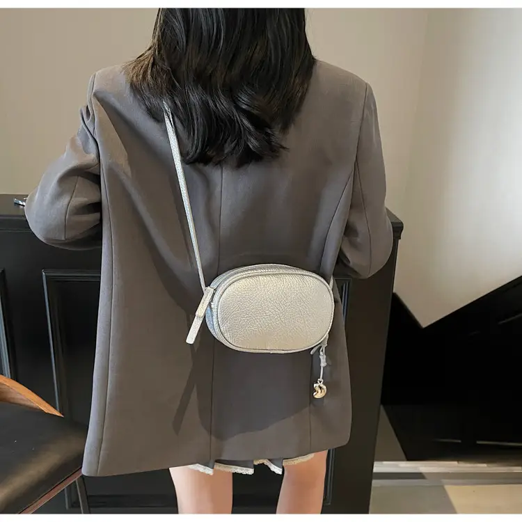 Women's Tan Leather Shoulder Crossbody Bag 2025 — feature 18