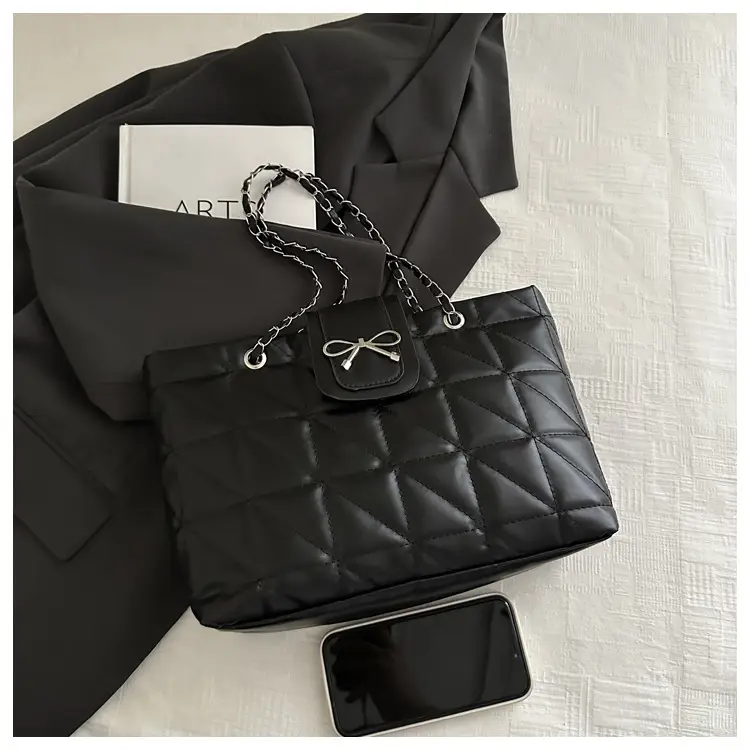 Brown Quilted Chain Tote Bag Large Capacity 2026 — feature 14