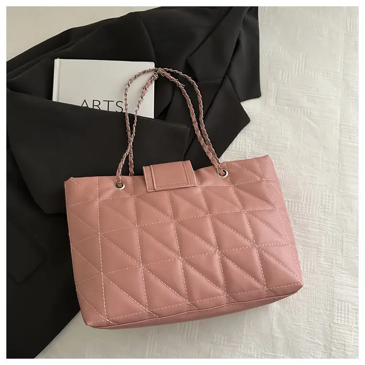 Brown Quilted Chain Tote Bag Large Capacity 2026 — feature 18