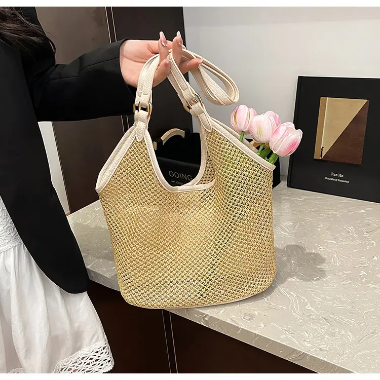 Woven Straw Shoulder Bag Gold 2025 Summer — feature 19